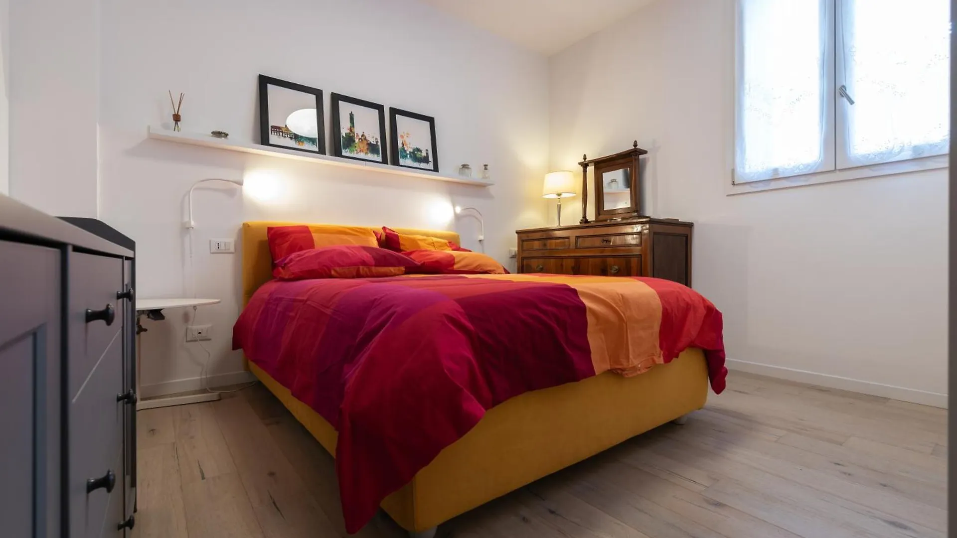 Le Tre Elle Home Bologna 0*,  Italy