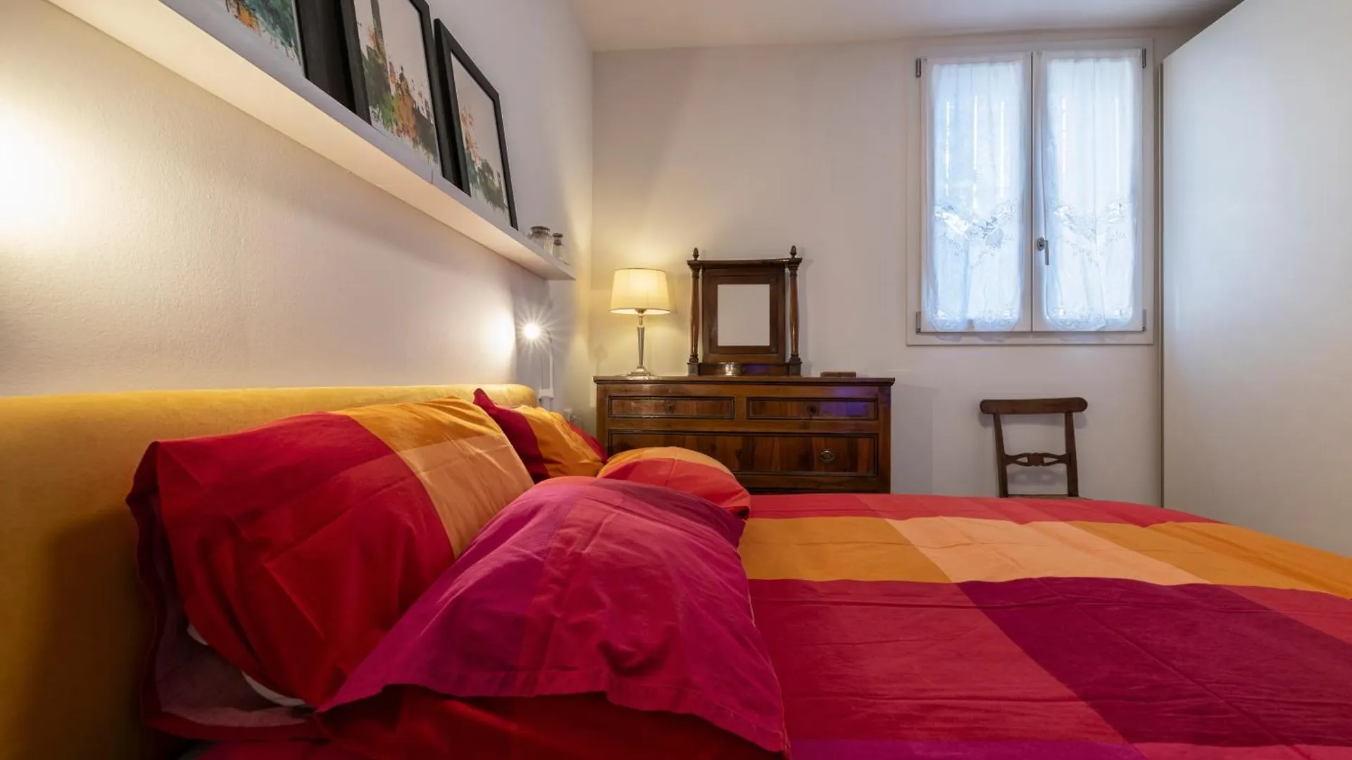 Apartment Le Tre Elle Home Bologna Italy
